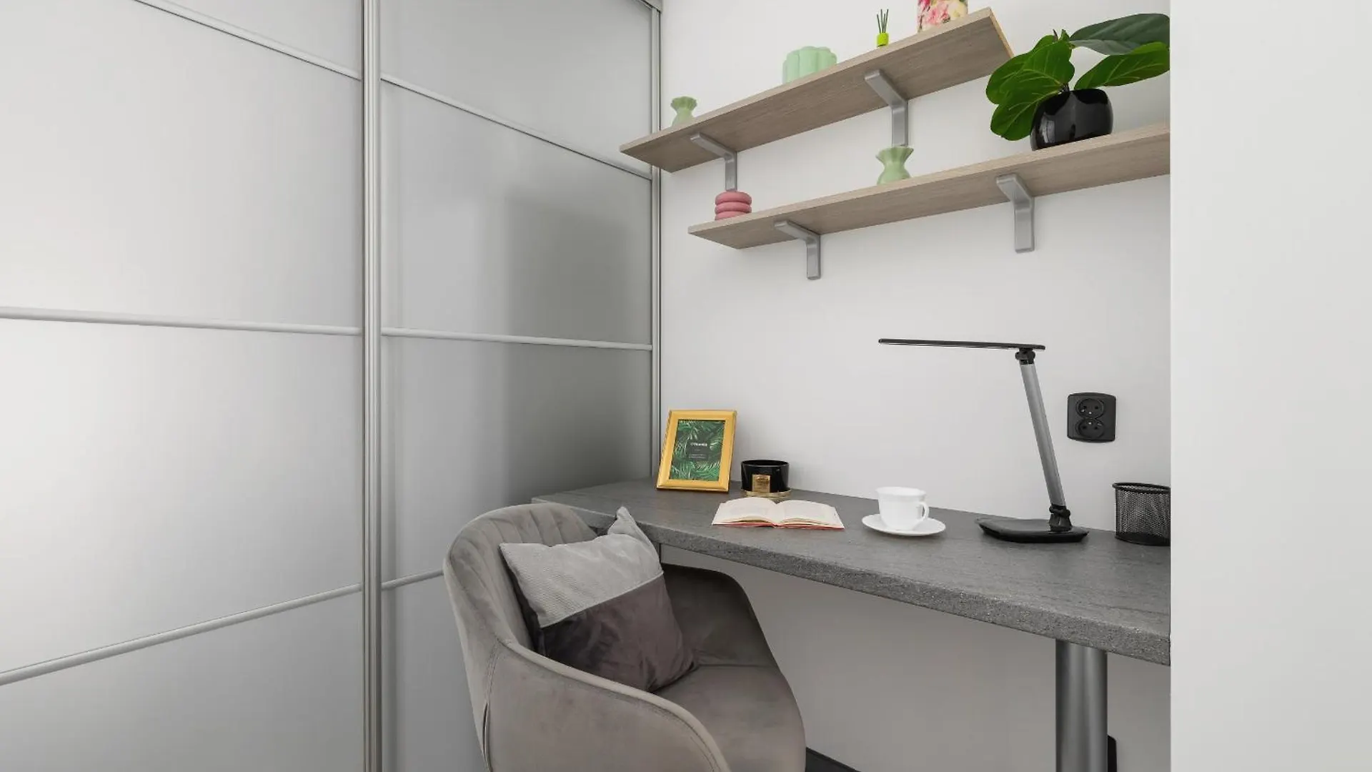 Apartment Apartament W Spokojnej Okolicy Z Parkingiem By Noclegi Renters Krakow Poland