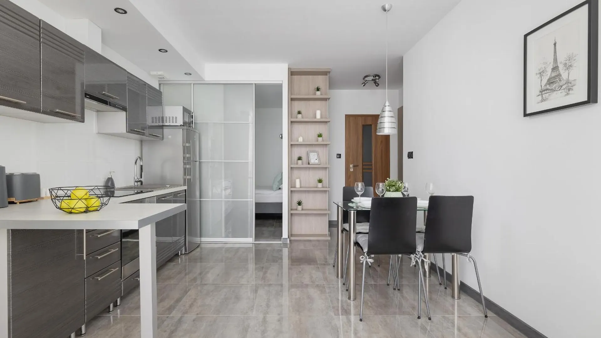 Apartment Apartament W Spokojnej Okolicy Z Parkingiem By Noclegi Renters Krakow