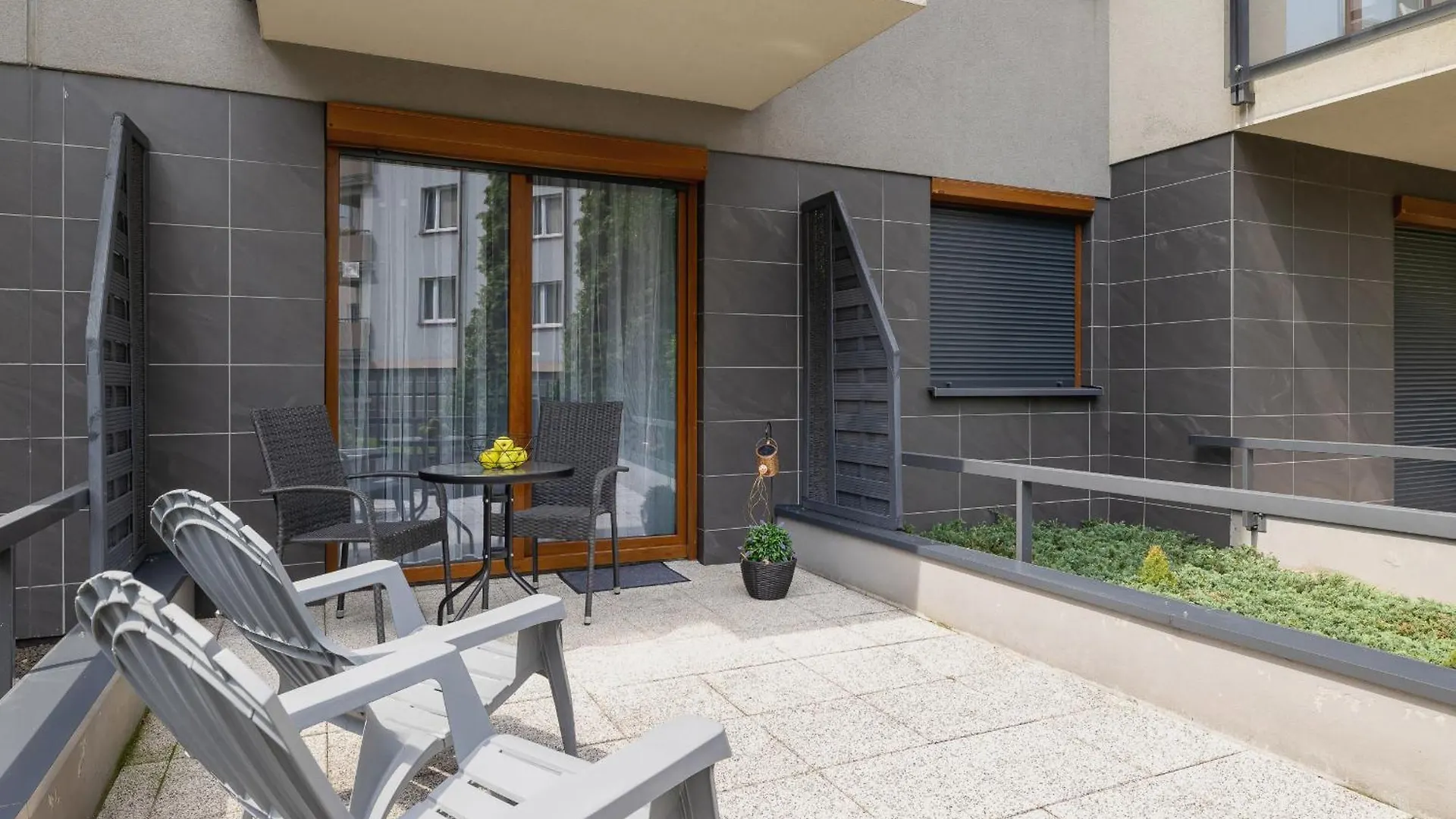 Apartament W Spokojnej Okolicy Z Parkingiem By Noclegi Renters Krakow Apartment