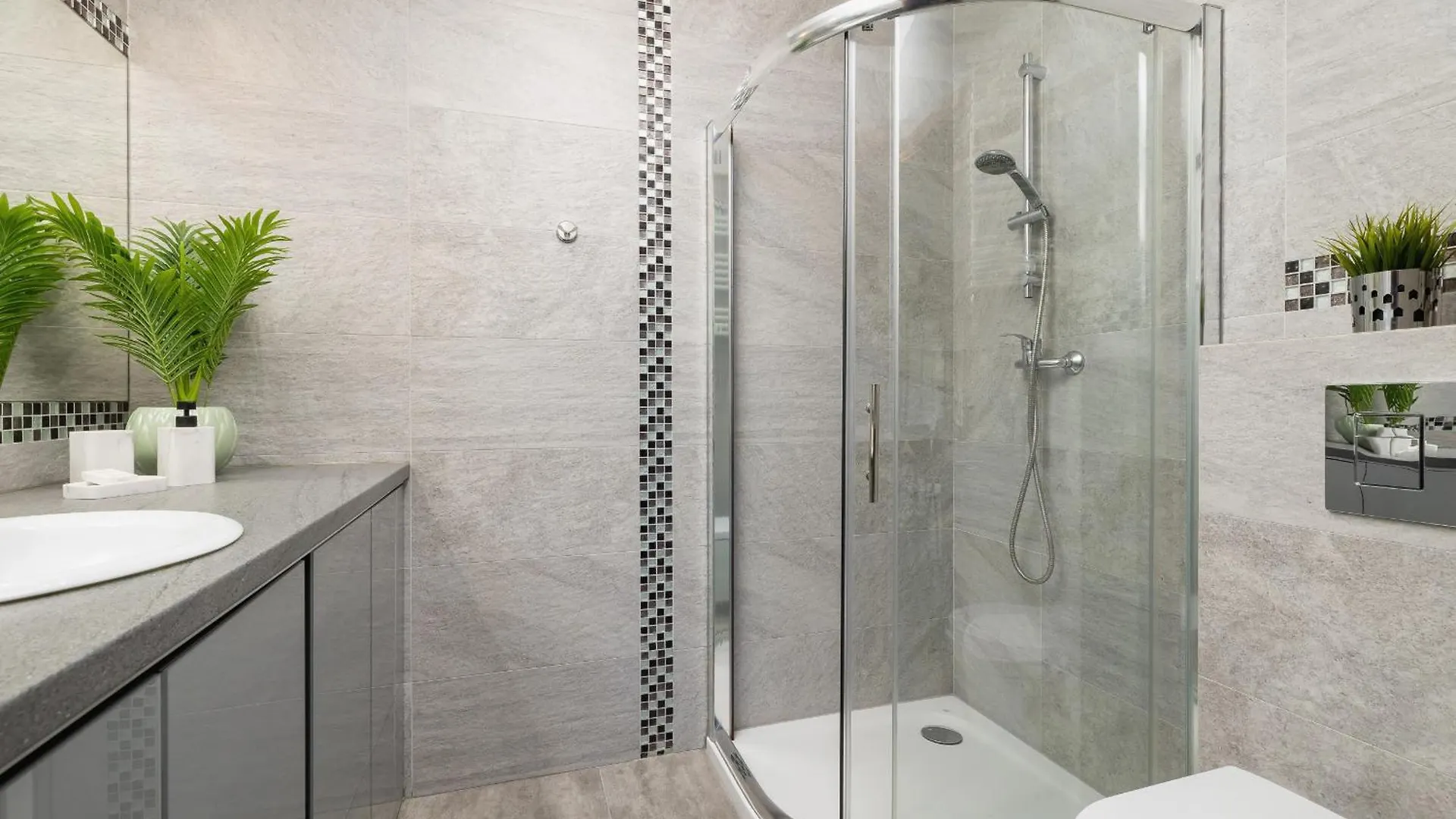 Apartment Apartament W Spokojnej Okolicy Z Parkingiem By Noclegi Renters Krakow